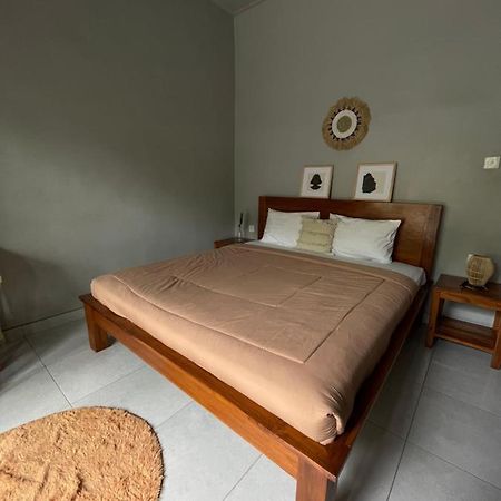 Tyana Private Room In Batu Bolong 26 Canggu Esterno foto